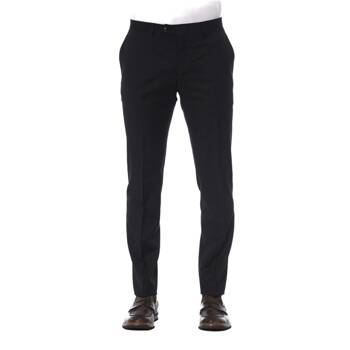 Spodnie marki Trussardi model 32P00099 1T002623 kolor Czarny. Odzież męska. Sezon: